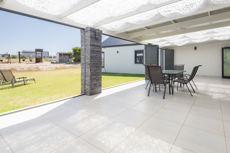 4 Bedroom Property for Sale in Long Acres Country Estate Western Cape